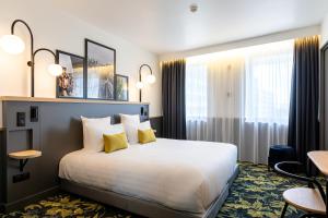 Hotels Best Western M-Treize Paris Asnieres : photos des chambres