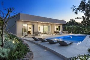 Villa con 2 Camere da Letto