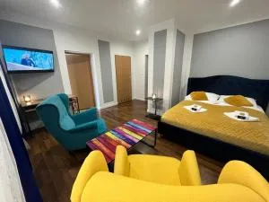 Great Polonia Strzegom City Center - 亚沃尔