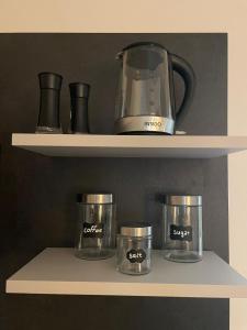 Sorinas Home WB16 Top 12