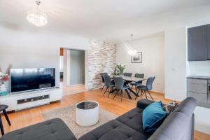 Apartment Montesa Zadar with free parking and balcony