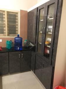 GIRI Service Apartment