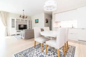 Seagulls&Dunes APTw/terrace, 2min to the Beach, by Cohost - Kollaten