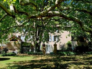 Auberges 1560- Domaine Des Cinq Jardins- A Magical and Authentic Mansion : photos des chambres