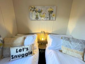 Beautiful 3BR Holiday Home in Stunning Location - Pass the Keys