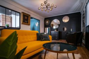Appartements Au Palais des Pyrenees! Hyper centre -Clim-Balcon-Parking Gratuit : photos des chambres