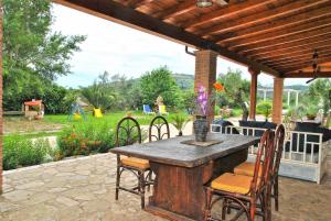 Casa Meridiana con piscina relax tra i vigneti