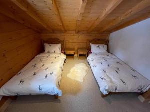 Maisons de vacances Beautiful 5-bed chalet in Les Carroz d'Araches : photos des chambres