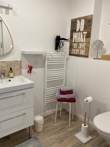 B&B / Chambres d'hotes Cote Court : photos des chambres