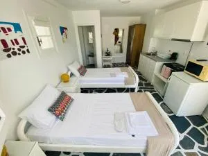 Sing and Blossom Accommodation - Dexamenes