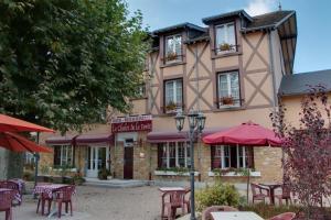 Hotels Le Chalet de la Foret Logis Hotel 3 etoiles et restaurant : photos des chambres