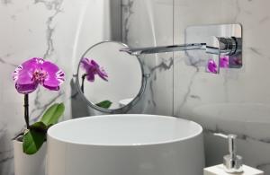 Fellini Design Suites