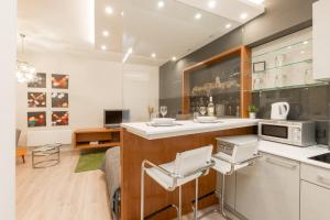 Retro Budapest Dream Suite Near The Danube