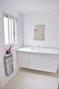 Hotels Cit'Hotel des 2 Golfs : photos des chambres