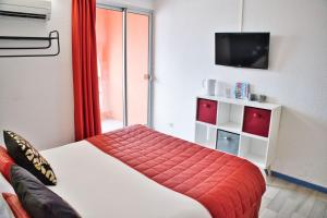 Hotels Cit'Hotel des 2 Golfs : photos des chambres