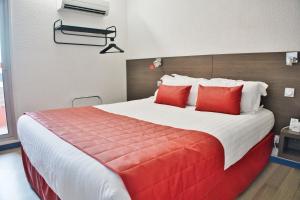 Hotels Cit'Hotel des 2 Golfs : photos des chambres