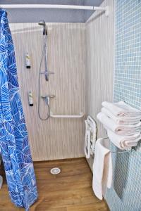 Hotels Cit'Hotel des 2 Golfs : photos des chambres