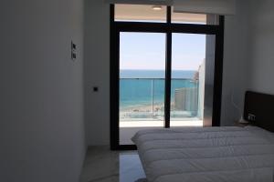 Sunset Drive nice komplex on the beach Poniente