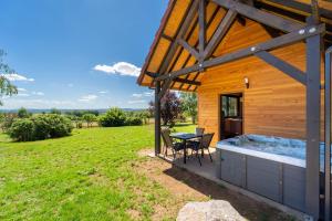 Chalets Les Lodges du Morvan : photos des chambres