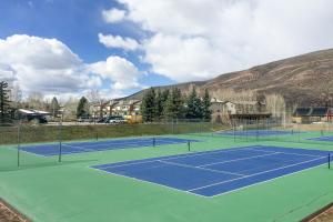 Eagle-Vail SkiGolf Retreat