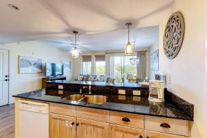 Baytowne Wharf - Observation Point North #458