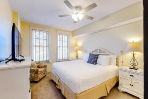 Baytowne Wharf - Observation Point North #458