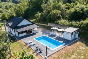 Vikendica Lohovo - 4hvězdičkové hotely ve městě Bihać