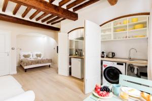 Panisse YourHostHelper