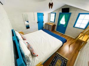 Double or Twin Room with Private Bathroom room in Manu B&B