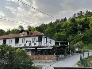 Apartments Park 2016 - 皮罗特