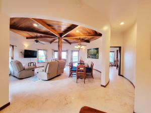 Indigo Belize 1B Condo