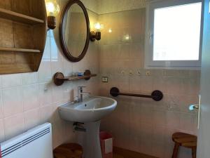 Maisons de vacances Maison Longeville-sur-Mer, 3 pieces, 4 personnes - FR-1-336-113 : photos des chambres