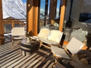 Chalet aux Pistes · 8 Pers · Wifi et Parking Couverts - FR-1-344-740