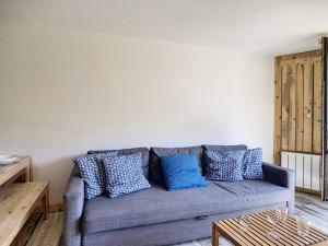 Appartement rénové au pied des pistes avec balcon pour 6 personnes - FR-1-344-776