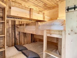 Appartement rénové au pied des pistes avec balcon pour 6 personnes - FR-1-344-776