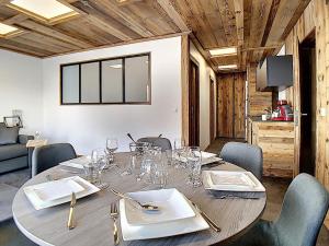 Appartement rénové 4 personnes, proche pistes, balcon, sauna - FR-1-344-831