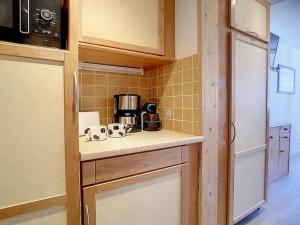 Duplex 2 pièces rénové, au pied des pistes avec balcon - FR-1-344-925