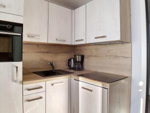 Appartement rénové avec coin montagne, accès pistes, balcon, WIFI - FR-1-344-976