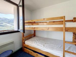 Appartement lumineux proche des pistes avec balcon - FR-1-344-982