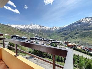 Appartement lumineux proche des pistes avec balcon - FR-1-344-982