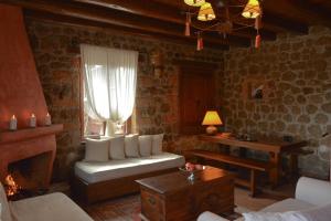 Nymfes Guesthouse Orini-Korinthia Greece