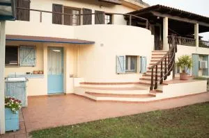 Nel verde del Villaggio - Casetta Celeste - Gonnesa