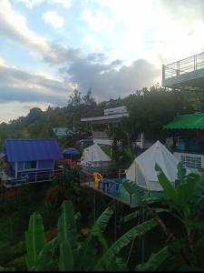 บ้านสายรุ้ง เขาค้อ