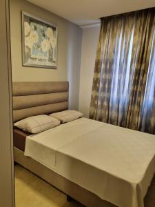 Taksim apartment with pool