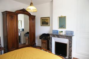 Maisons de vacances La p'tite bourgeoise Auxerroise, demeure de charme. : photos des chambres