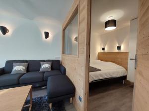 Appartement rénové 7 personnes · Ski aux pieds · Balcon sud · Wifi gratuit - FR-1-346-313