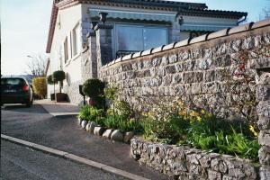 Appartements L'oustale RUOMS : photos des chambres