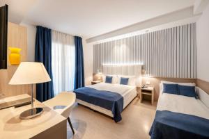 Triple Room with Pool View