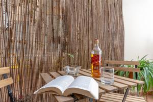 Ground Floor With Patio-Ghibellina 65