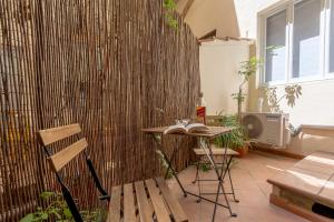 Ground Floor With Patio-Ghibellina 65